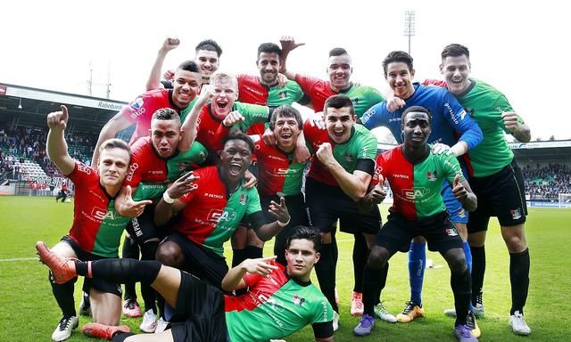 域的触球并 域的触球并